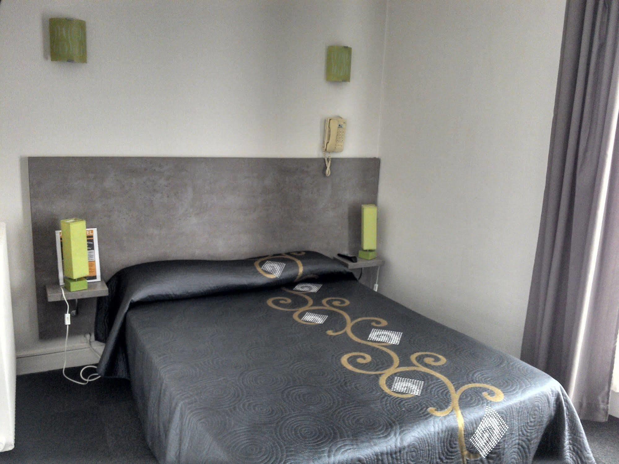 Acqs Hotel Дакс Екстериор снимка