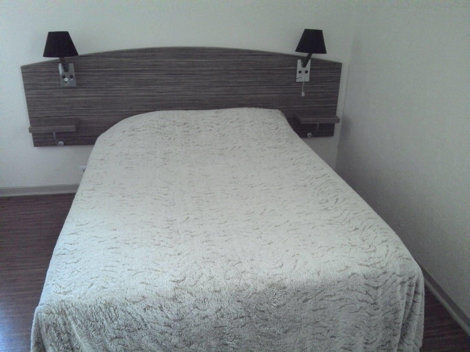 Acqs Hotel Дакс Екстериор снимка