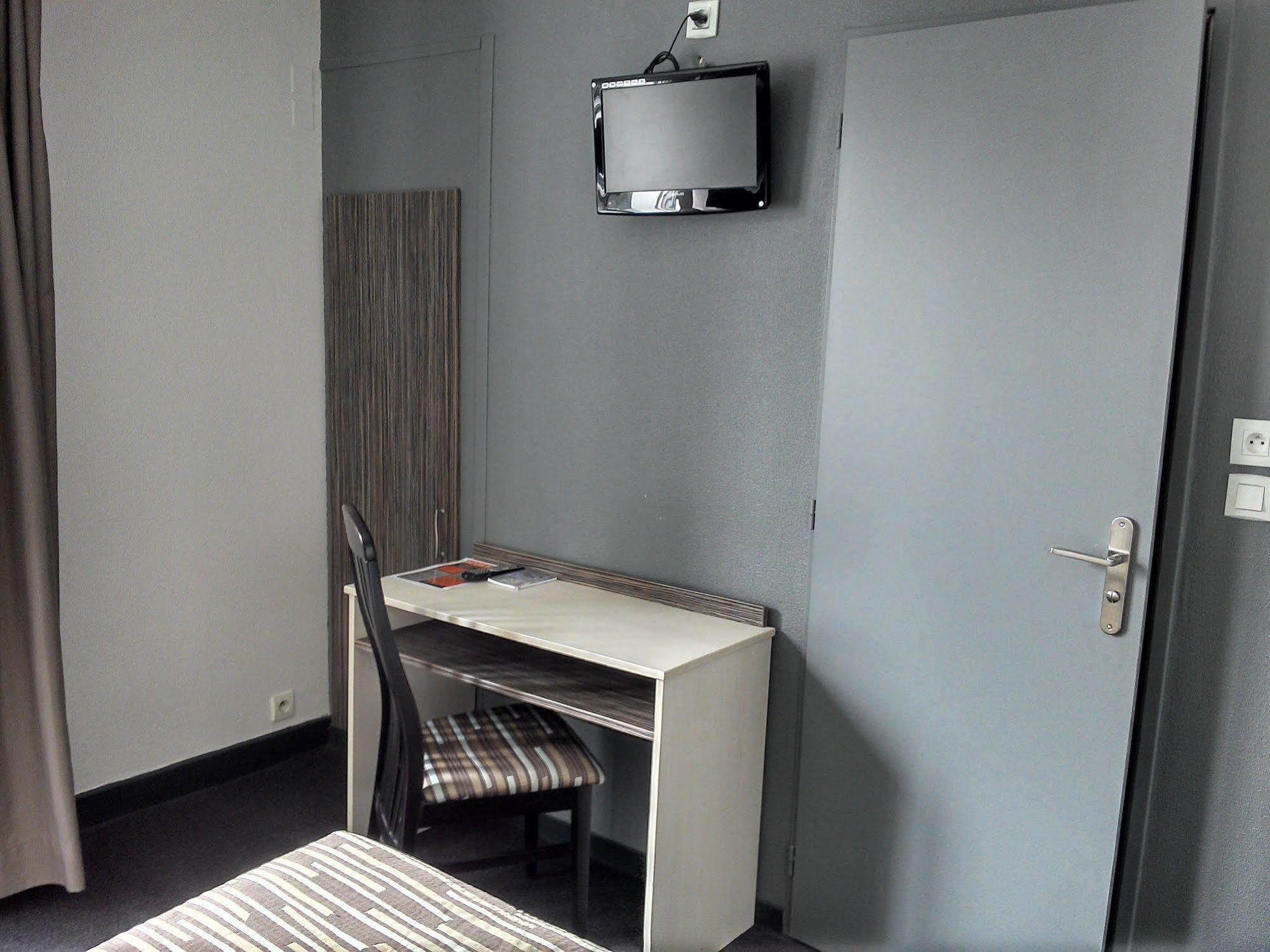 Acqs Hotel Дакс Екстериор снимка