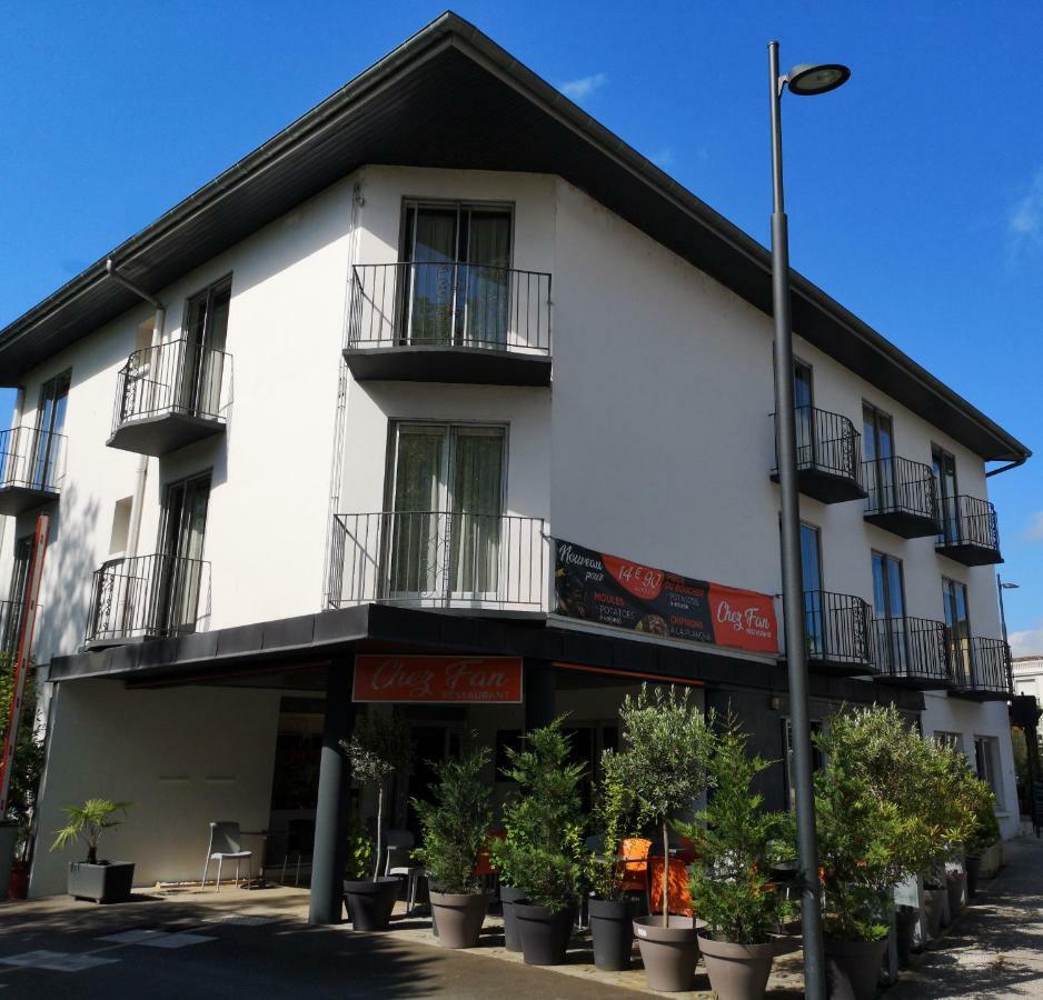 Acqs Hotel Дакс Екстериор снимка